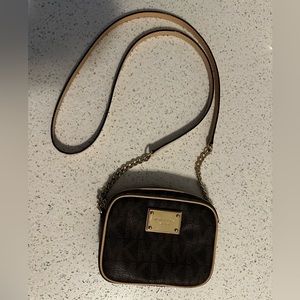 Michael Kors Crossbody